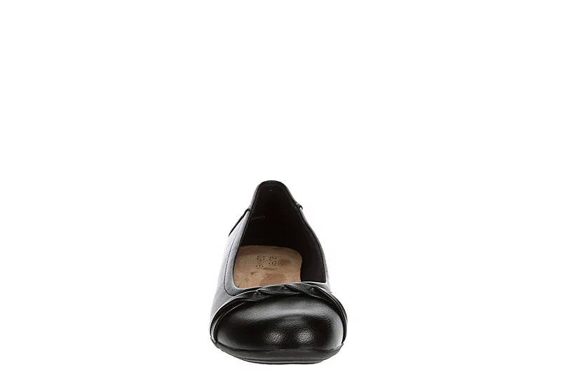 Lauren Blakwell Womens Eliana Flat - Black - Image 3