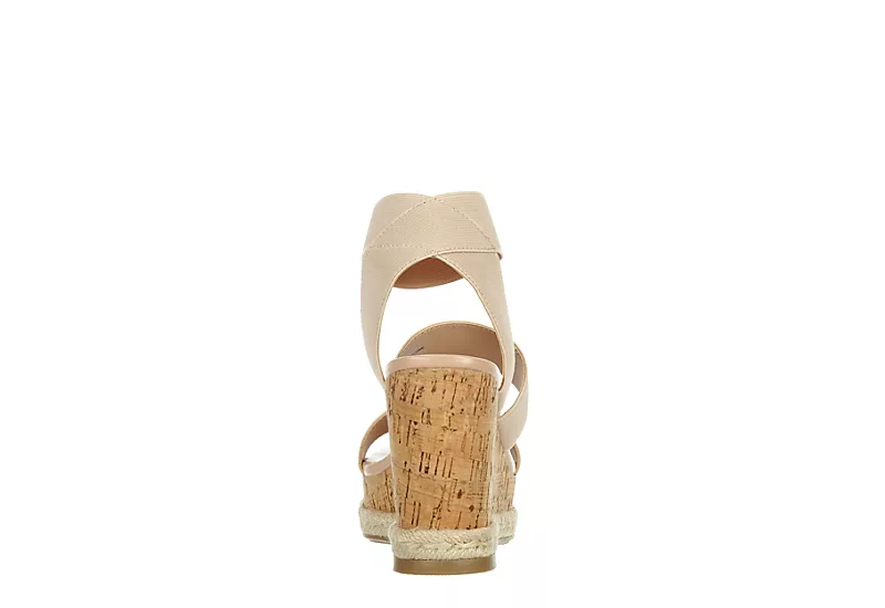 Madden Girl Womens Marandaa Wedge Sandal - Nude - Image 5