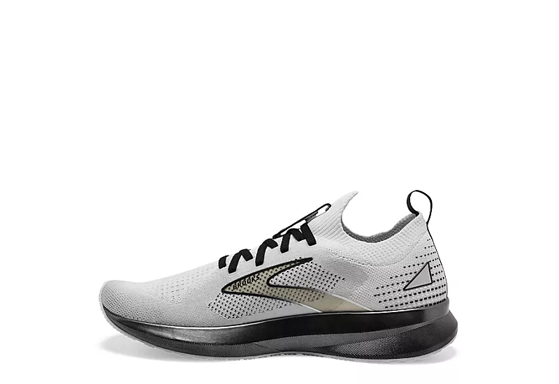 Brooks Mens Levitate 5 Running Shoe - White - Image 3